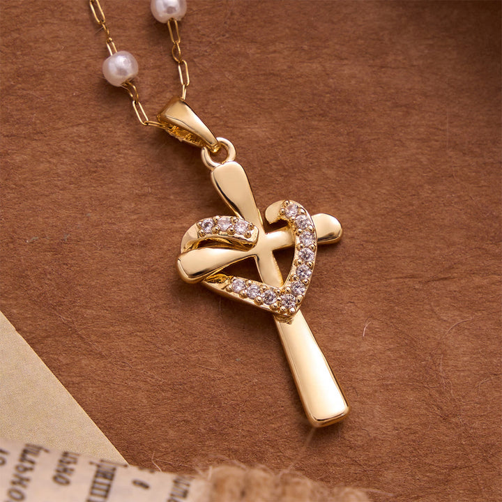 Christianartworkshop Perlenkette mit Pavé-Herz und umwickeltem Kreuz: Symbol himmlischer Zuneigung von ganzem Herzen - image 5