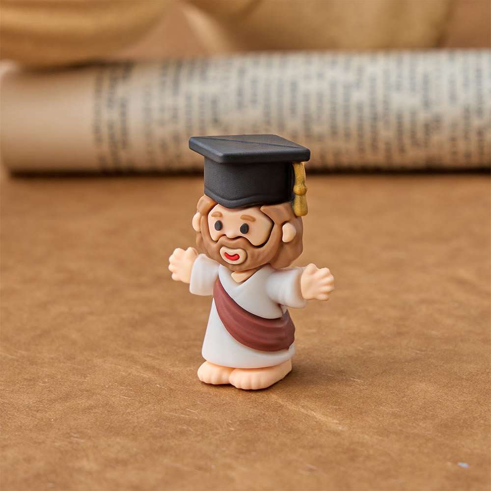 Christianartworkshop Mini-Jesus-Figur als Ornament: Deko-Element mit offener Armlehne in Form einer Absolventenmütze aus PVC, Symbol für hoffnungsvollen himmlischen Segen - image 3