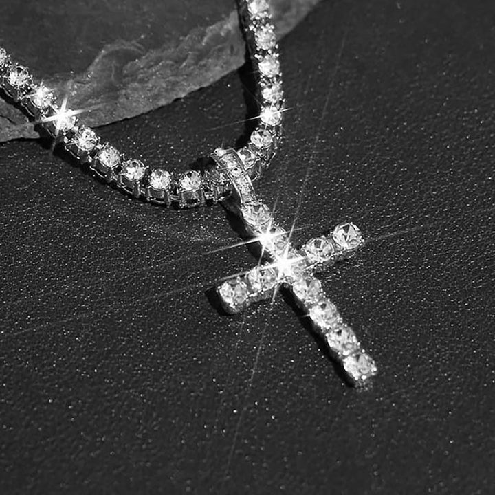 Christianartworkshop Funkelnder, mit Edelsteinen besetzter Kreuzanhänger an Tenniskette: Symbol göttlicher Ruhe und Hoffnung - image 3