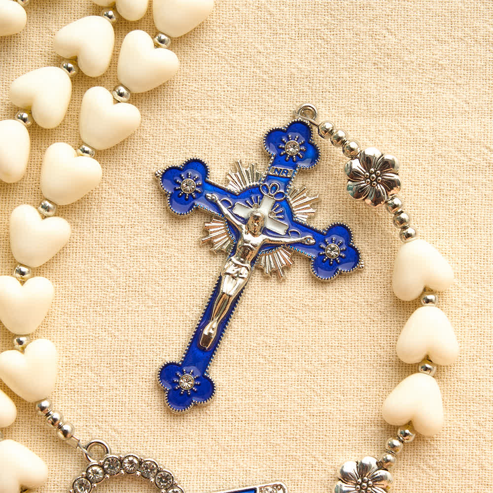 Christianartworkshop Rosenkranz Unserer Lieben Frau von Aparecida mit weichen, herzförmigen Perlen und emailliertem Kruzifix: Symbol reiner himmlischer Liebe - image 7