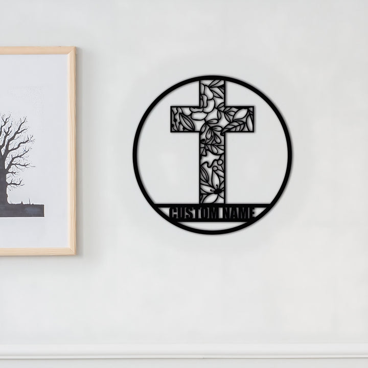 Christianartworkshop Personalisierte Metall-Wanddekoration mit lasergeschnittenem Blumenkreuz: Symbol für Frieden und neues Leben - image 1