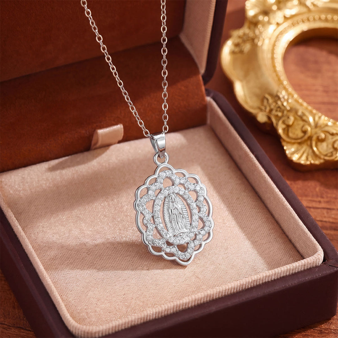 Christianartworkshop Halskette mit Medaillon der Heiligen Jungfrau aus Kristallhalo: Symbol sanften himmlischen Schutzes - Silber - Durchbrochene - image 19