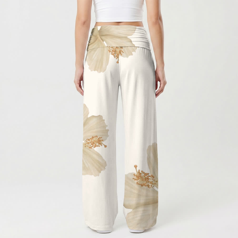 Christianartworkshop Beige Damenhose mit weitem Bein und fließendem Boho-Schnitt, floralem Kreuzmuster - image 2
