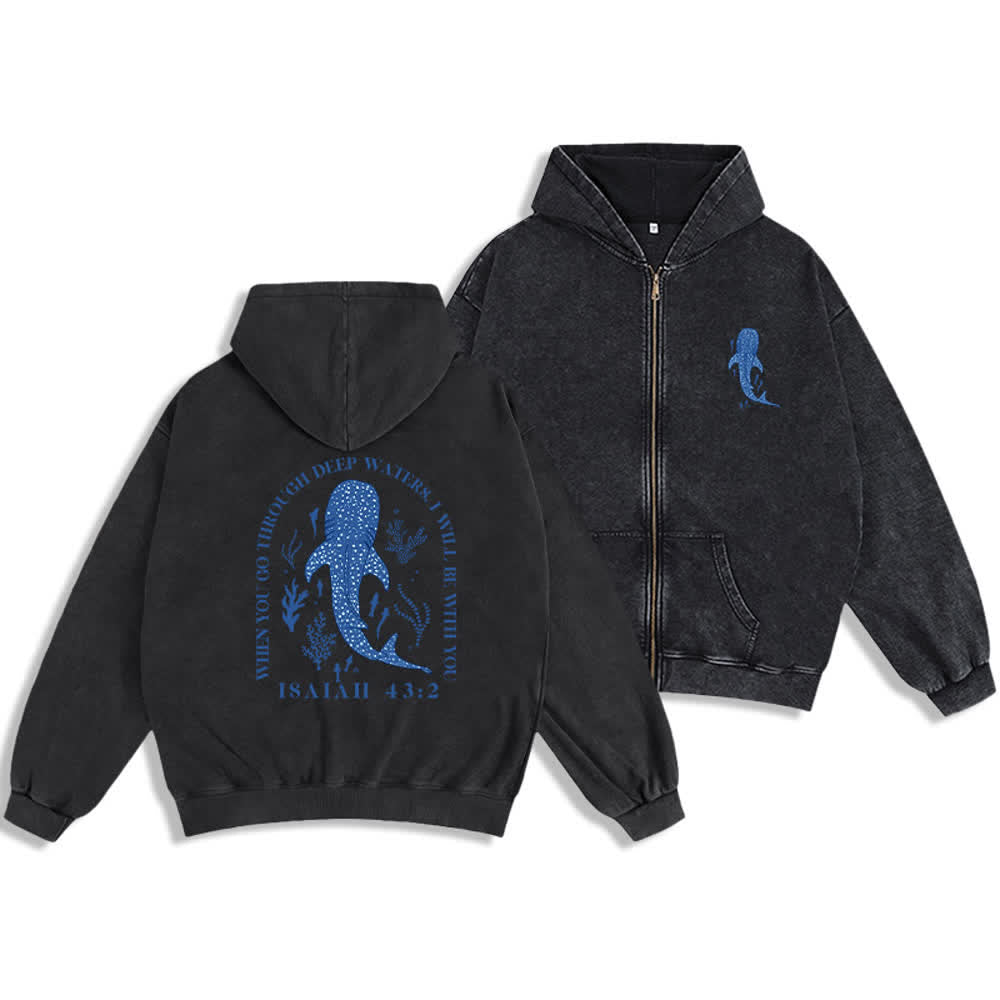 Christianartworkshop Gewaschene schwarze Jesaja 43:2 Walhai-Kapuzenjacke mit Reißverschluss - Schwarz - 2XL - image 0