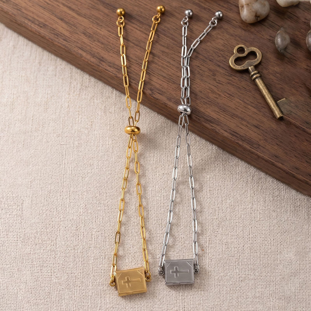 Christianartworkshop Klappbares, buchförmiges Medaillonarmband mit Gravur „Innerer Glaube“: Symbol stiller, beständiger Gewissheit - image 2