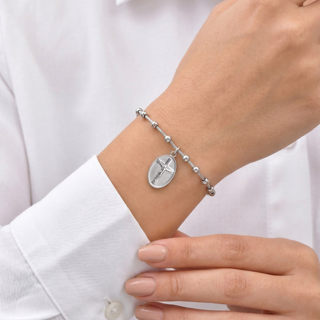 Christianartworkshop Armband mit strukturierter Perlenkette und Medaille: Symbol für anhaltende innere Stärke - Lateinisches Kreuz – Silber - image 9