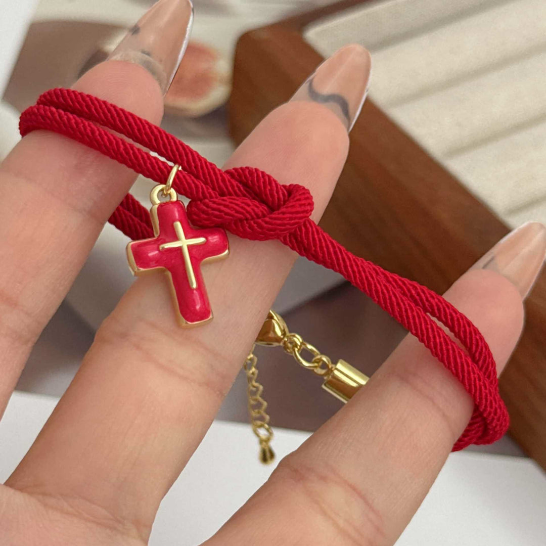 Christianartworkshop Armband mit Kreuzanhänger aus weich geknoteter Kordel: Symbol sanften, himmlischen Trostes - Rot - image 4
