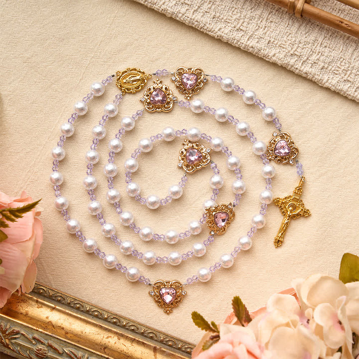 Christianartworkshop Glänzender Rosenkranz aus Perlenimitat mit antikem, vergoldetem INRI-Kreuz und heiligem Medaillon - Rosenkranz mit rosa Herzmotiv - image 0