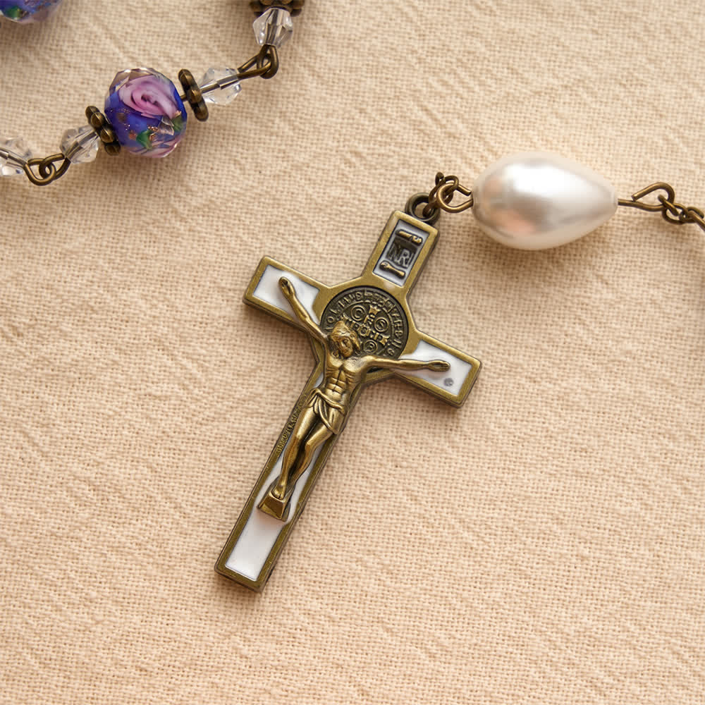 Christianartworkshop Rosenkranz aus antikfarbenen, blauen Glasperlen mit floralem Muster, Marienmedaillon und detailliertem Kruzifix - image 7