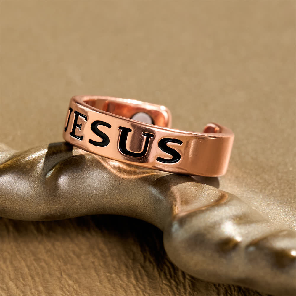 Christianartworkshop Klassischer offener Ring mit Jesus-Gravur: Träger zeitloser Ruhe und spirituellen Friedens - image 3