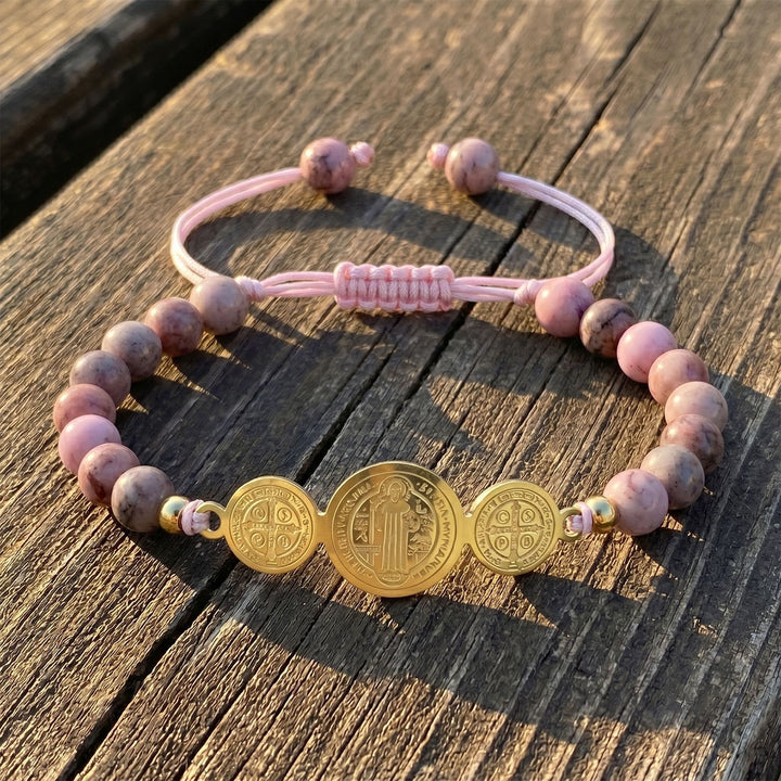 Christianartworkshop Verstellbares Armband mit Perlen und Schiebeknoten – Symbol zeitloser, heiliger Zuflucht - Golden - Rosa Rhodonit - image 2
