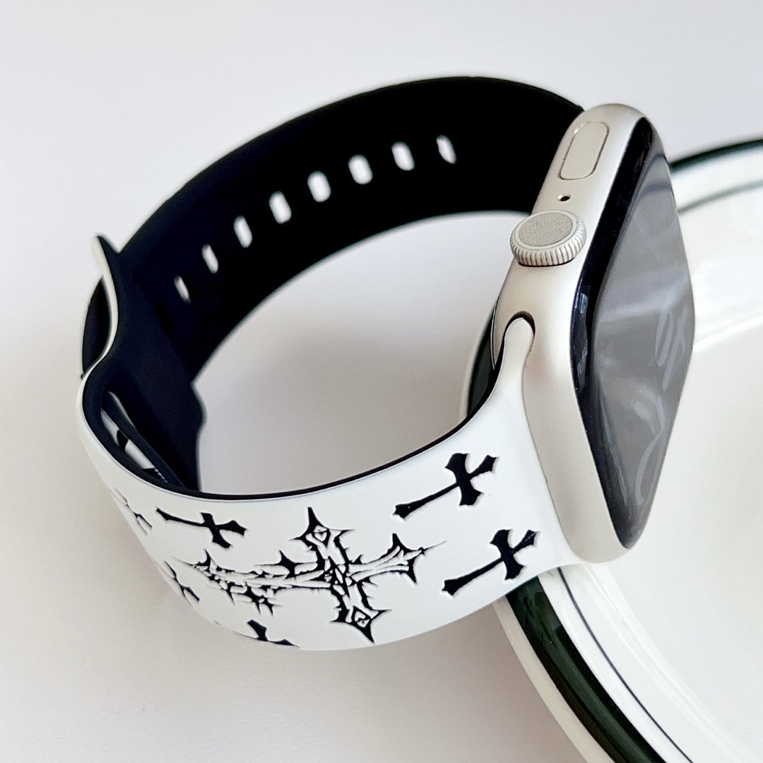 Christianartworkshop Silikon-Uhrenarmband im gotischen Stil mit mehreren Kreuzen (Uhr nicht enthalten): Talisman zeitloser himmlischer Anmut - image 8