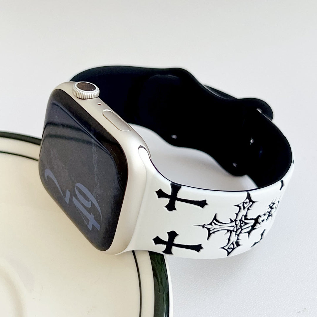 Christianartworkshop Silikon-Uhrenarmband im gotischen Stil mit mehreren Kreuzen (Uhr nicht enthalten): Talisman zeitloser himmlischer Anmut - image 9