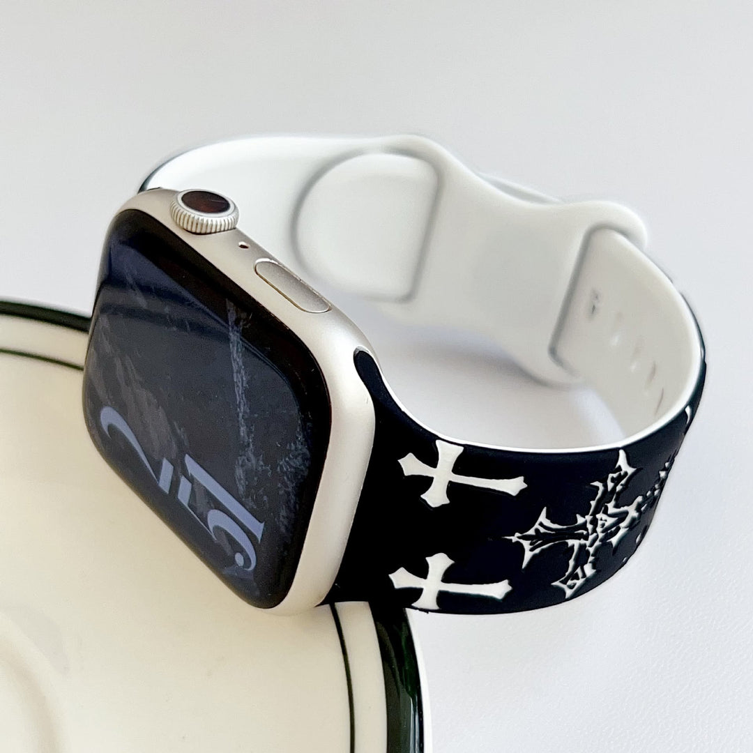 Christianartworkshop Silikon-Uhrenarmband im gotischen Stil mit mehreren Kreuzen (Uhr nicht enthalten): Talisman zeitloser himmlischer Anmut - image 17