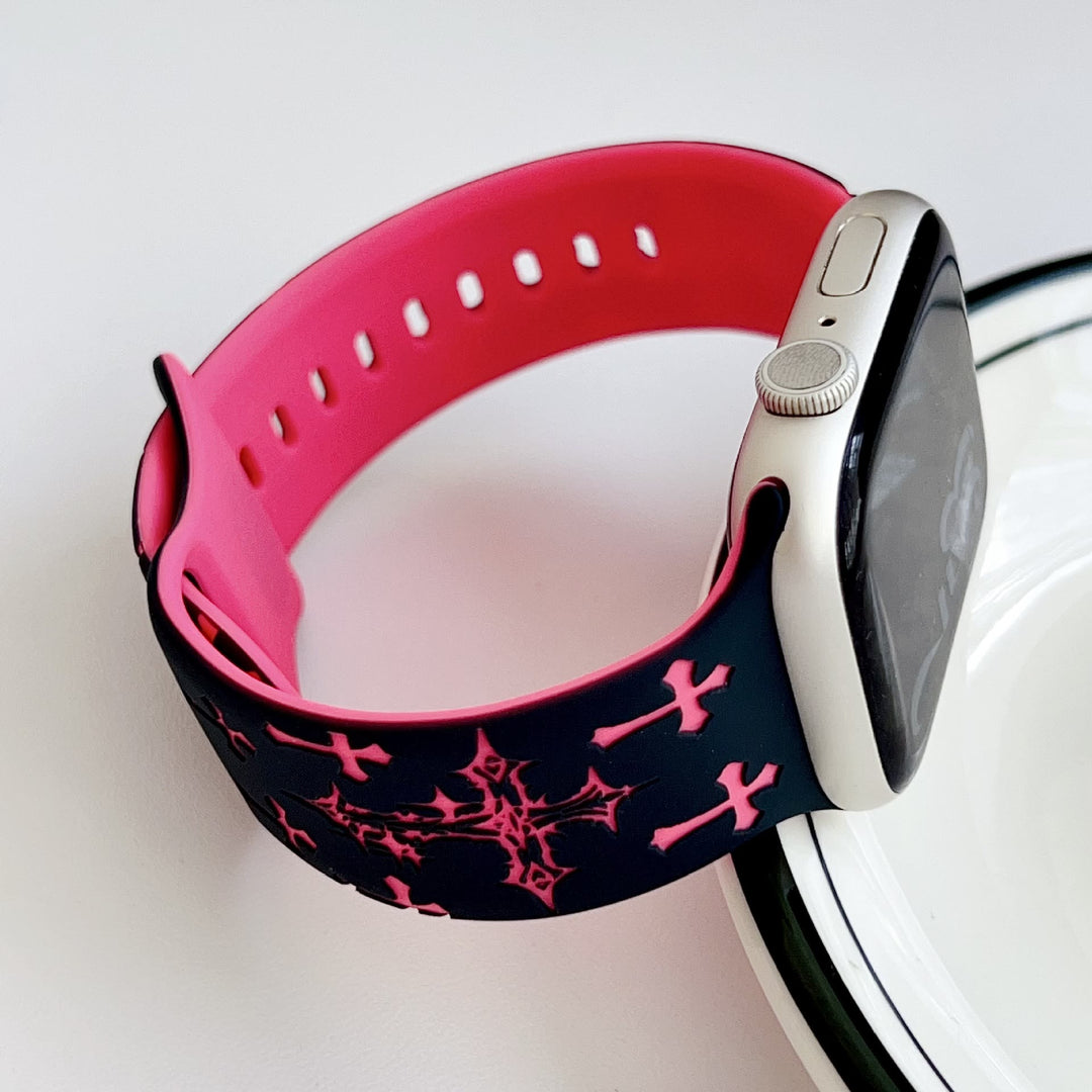 Christianartworkshop Silikon-Uhrenarmband im gotischen Stil mit mehreren Kreuzen (Uhr nicht enthalten): Talisman zeitloser himmlischer Anmut - image 24