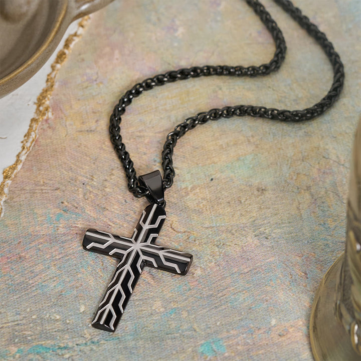 Christianartworkshop Glänzende goldene und blaue Kreuzanhänger-Halskette mit Blitzmuster: Zeitloses Symbol sanfter himmlischer Fürsorge - image 13