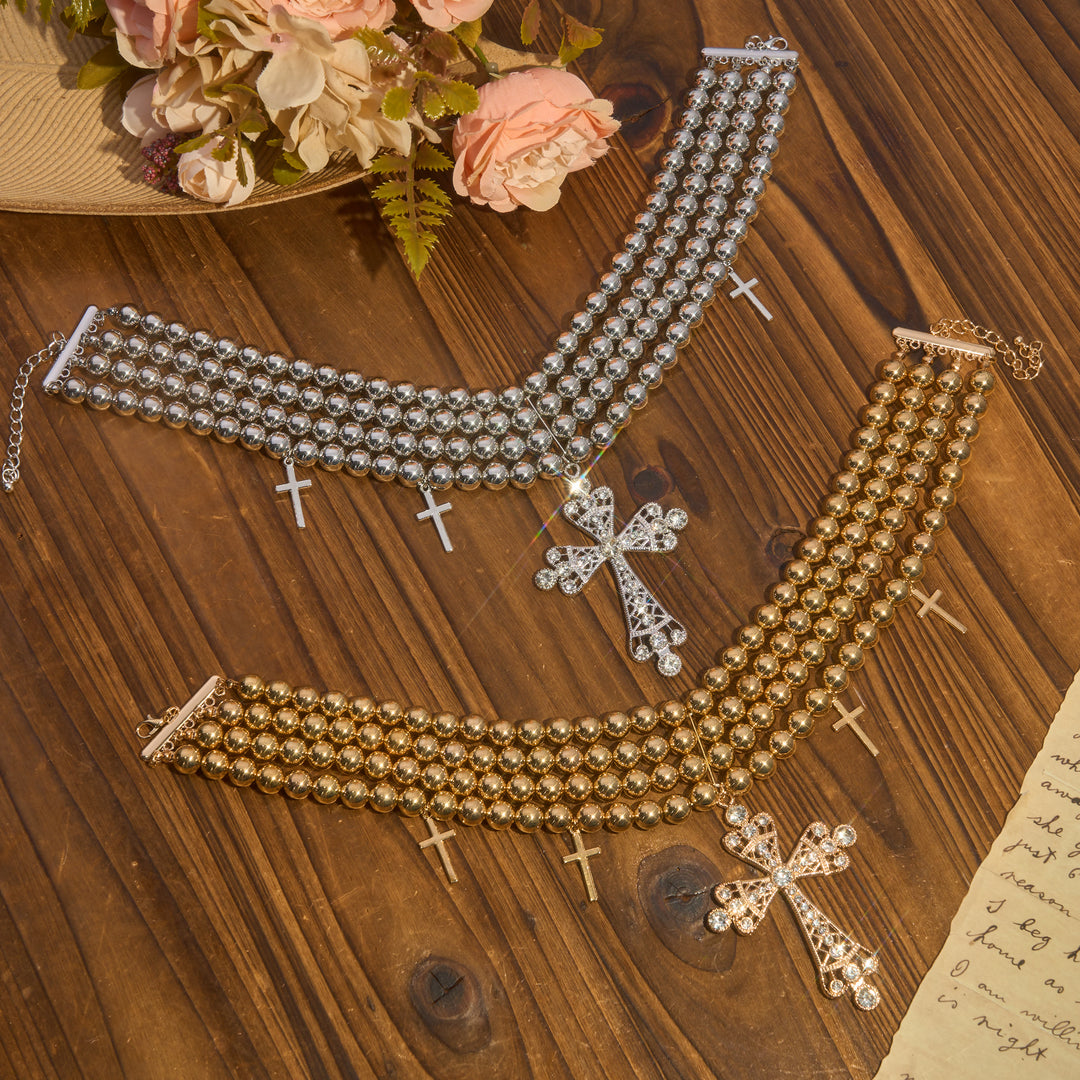 Christianartworkshop Luxuriöses Statement-Choker mit Perlen und funkelndem Kreuz: Trägerin himmlischer Ruhe - image 2