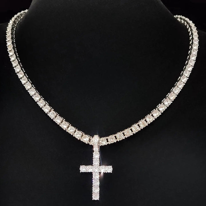 Christianartworkshop Doppellagige, mit Diamanten besetzte Kreuzkette: Symbol strahlenden himmlischen Segens - image 3