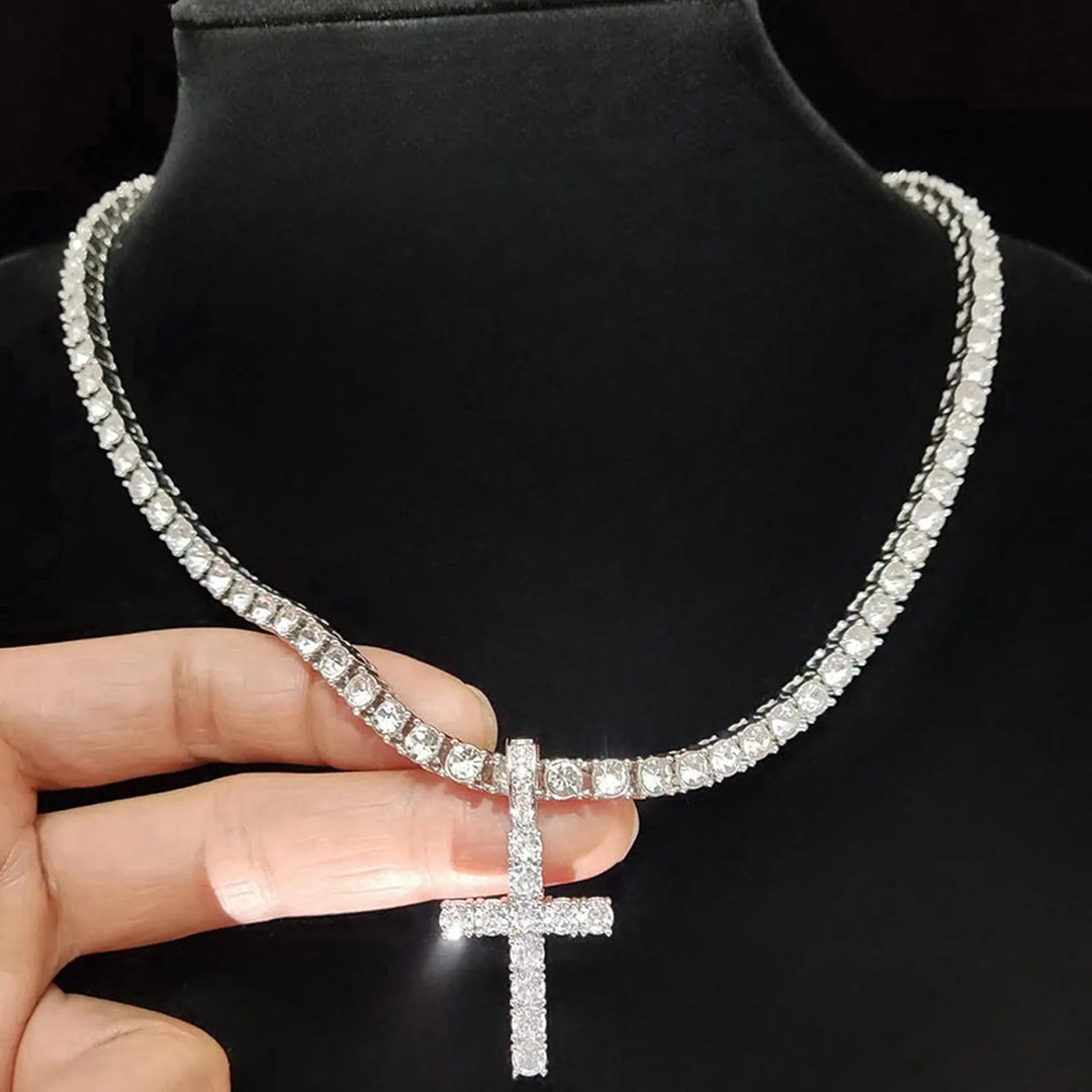 Christianartworkshop Doppellagige, mit Diamanten besetzte Kreuzkette: Symbol strahlenden himmlischen Segens - image 10