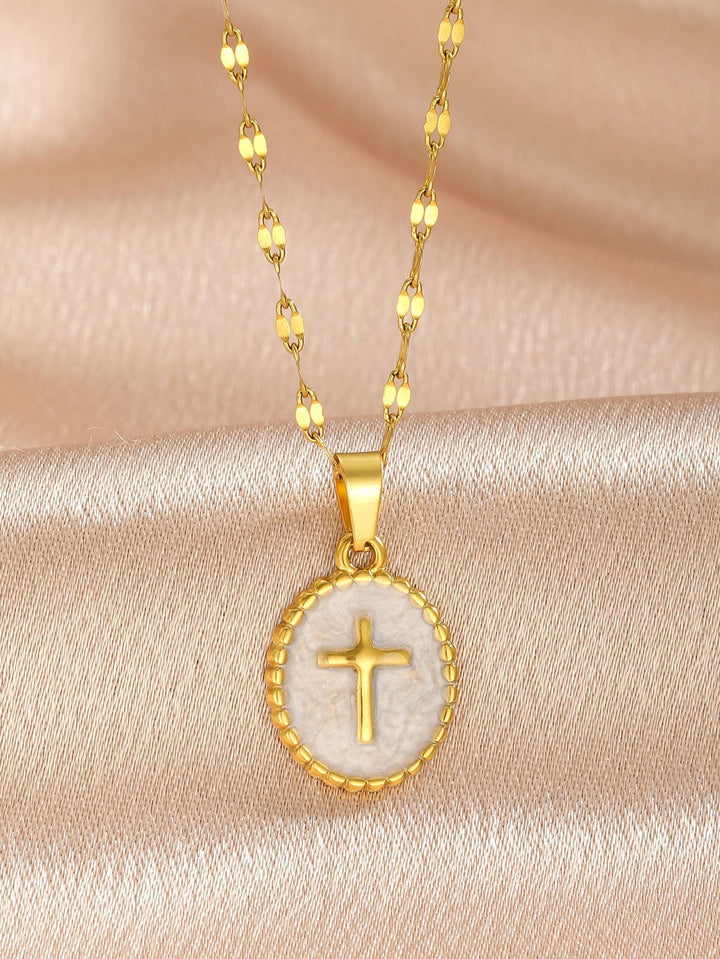 Christianartworkshop Ovale Halskette mit emailliertem Kreuz in strukturierter Fassung: Symbol der Ruhe und himmlischen Gelassenheit - image 3
