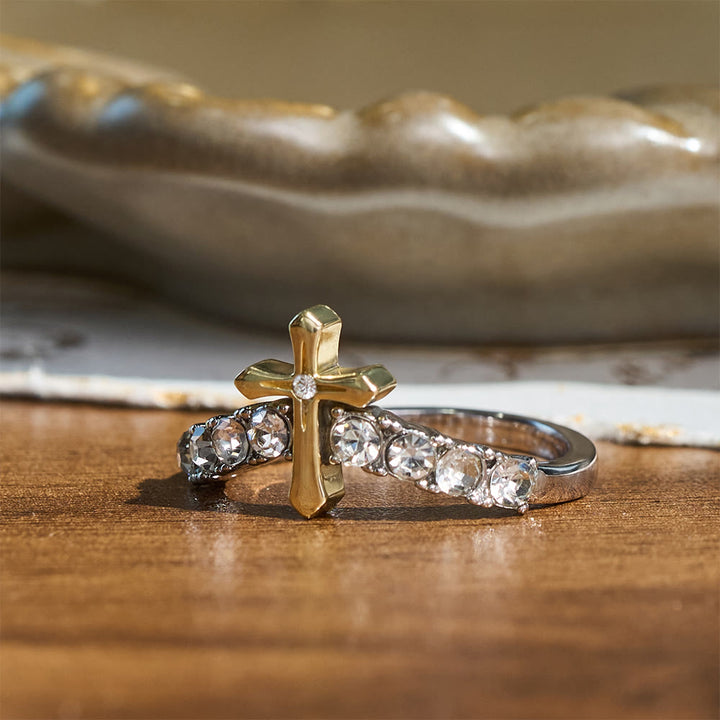 Christianartworkshop Ring mit erhabenem, juwelenbesetztem Kreuz und V-förmigem Band: Symbol des himmlischen Segens - image 4
