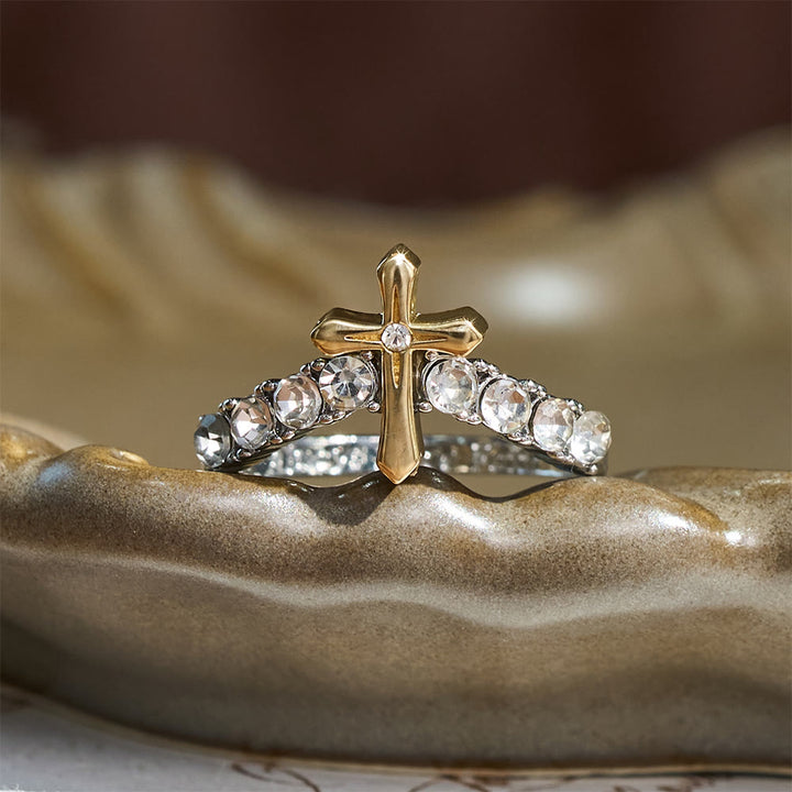 Christianartworkshop Ring mit erhabenem, juwelenbesetztem Kreuz und V-förmigem Band: Symbol des himmlischen Segens - image 2