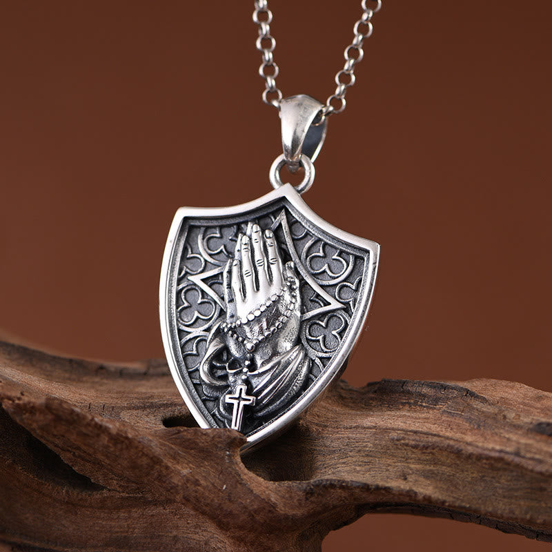 Christianartworkshop Antike Relief-Halskette mit betenden Händen und Schildmotiv: Zeichen aufrichtiger Frömmigkeit - image 2