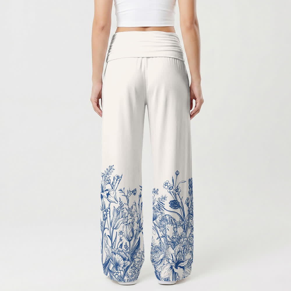 Christianartworkshop Blaue Damenhose mit Blumenmuster und umgeschlagenem Saum von YHWH mit weitem Bein - image 1