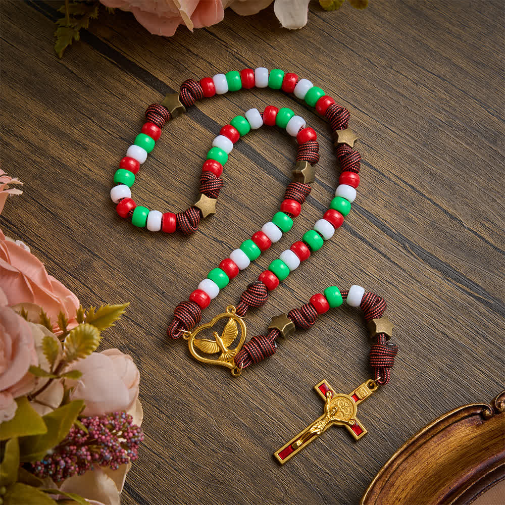 Christianartworkshop Rosenkranz aus Perlenkordel in Weihnachtsfarben mit Medaillon des Heiligen Geistes: Symbol himmlischer Gnade - Weihnachtlicher Rosenkranz zum Heiligen Geist - image 0