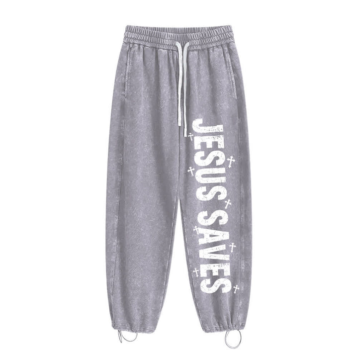 Christianartworkshop Jesus rettet – Ausgewaschene Jogginghose mit Used-Look und Aufdruck - image 5
