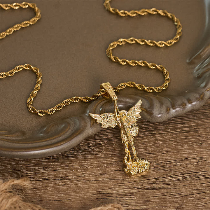 Christianartworkshop Aufwendig verzierte, 3D-gegossene Kette mit dem Heiligen Michael: Symbol unerschütterlicher himmlischer Tapferkeit - Golden - image 0