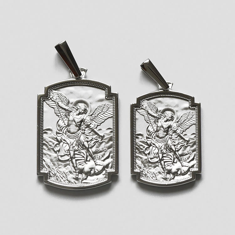 Christianartworkshop Anhänger aus Sterlingsilber mit dem Heiligen Michael: Symbol des heiligen Schutzes - image 1