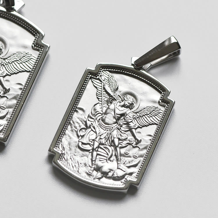 Christianartworkshop Anhänger aus Sterlingsilber mit dem Heiligen Michael: Symbol des heiligen Schutzes - image 2