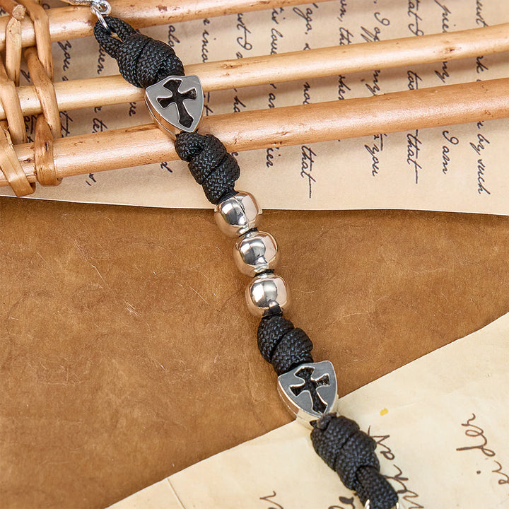Christianartworkshop Robuster Paracord-Rosenkranz mit geformtem Kruzifix: Symbol der beständigen göttlichen Stärkung - image 8