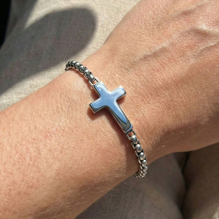 Christianartworkshop Elegantes, poliertes Kreuzkettenarmband: Zeichen beständigen himmlischen Schutzes - Silber - image 0