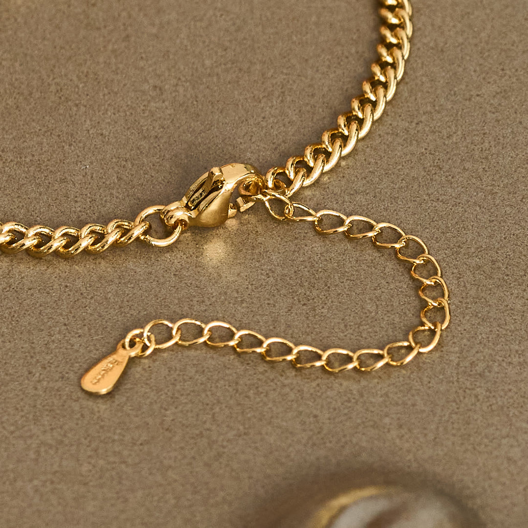 Christianartworkshop Statement-Armband mit facettiertem Kristallkreuz: Symbol für Ruhe und ewigen Frieden - image 6
