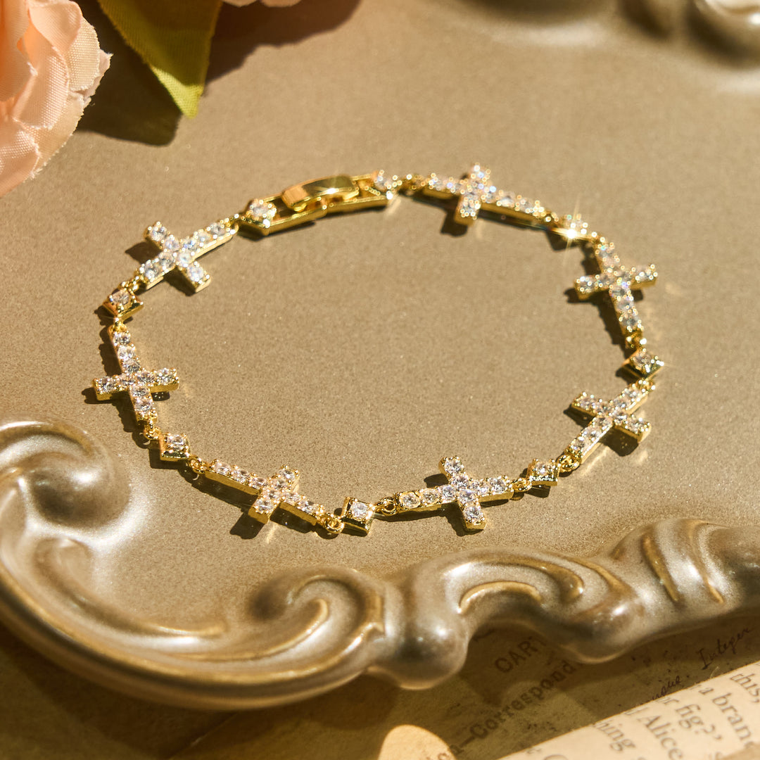 Christianartworkshop Armband mit sequenzieller Kristallkreuzkette: Symbol unzerbrechlichen göttlichen Schutzes - image 2