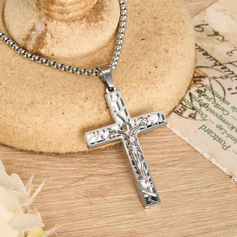 Christianartworkshop Halskette mit durchbrochenem Kreuzanhänger: Zeichen der beständigen göttlichen Barmherzigkeit - Silber - image 1