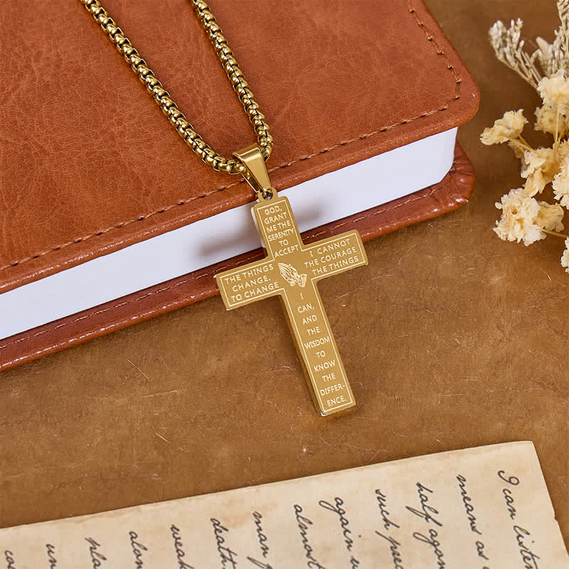 Christianartworkshop Halskette mit graviertem Kreuz und betenden Händen – Symbol des Gelassenheitsgebets: Zeichen göttlichen Schutzes - Golden - image 3