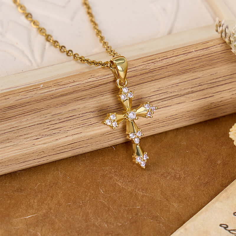 Christianartworkshop Zartes, leichtes Kristallkreuz-Halsband: Zeichen zeitloser, heiliger Geborgenheit - Kreuzen - image 0