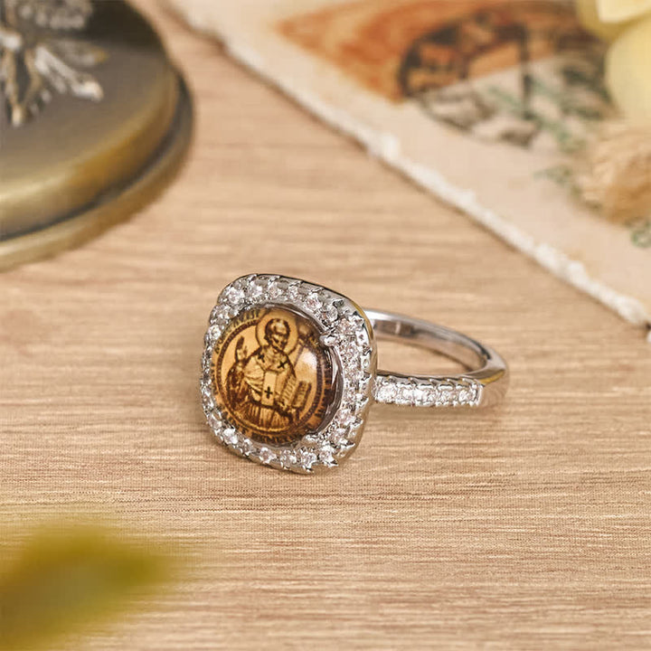 Christianartworkshop Eleganter St.-Benedikt-Ring mit quadratischer Lünette: Zeichen sanfter, zeitloser, heiliger Geborgenheit - image 4