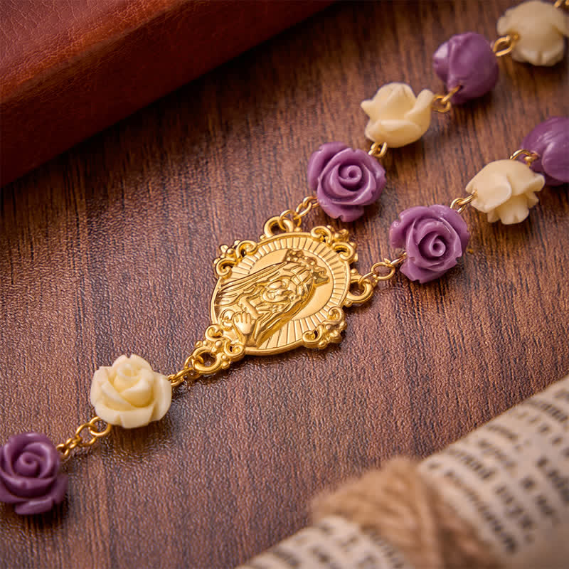 Christianartworkshop Rosenkranz mit cremefarbenen und violetten Rosenperlen, Marienverehrung und Juwelenkreuz: Symbol sanfter himmlischer Gnade - image 7