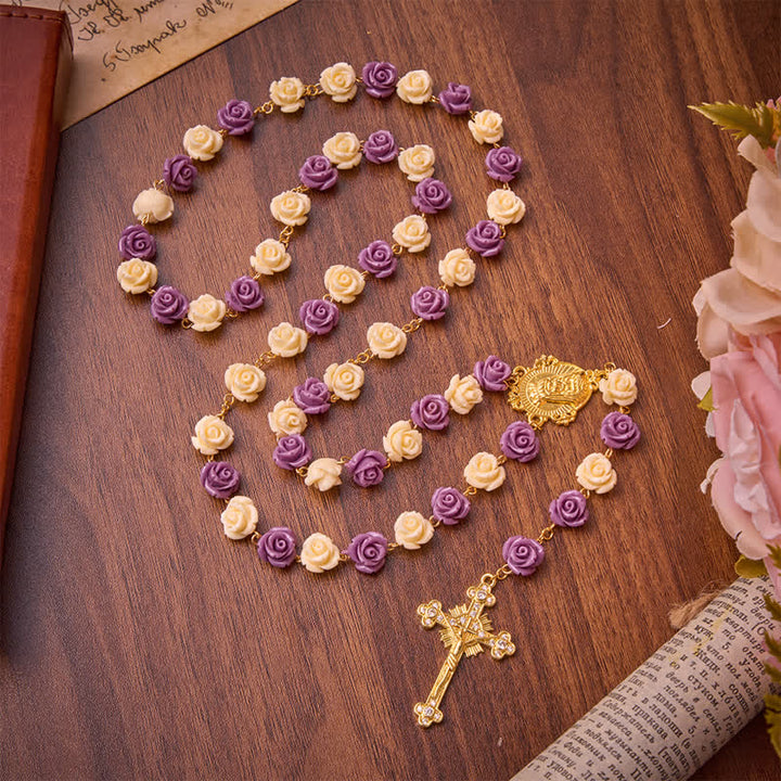 Christianartworkshop Rosenkranz mit cremefarbenen und violetten Rosenperlen, Marienverehrung und Juwelenkreuz: Symbol sanfter himmlischer Gnade - image 3
