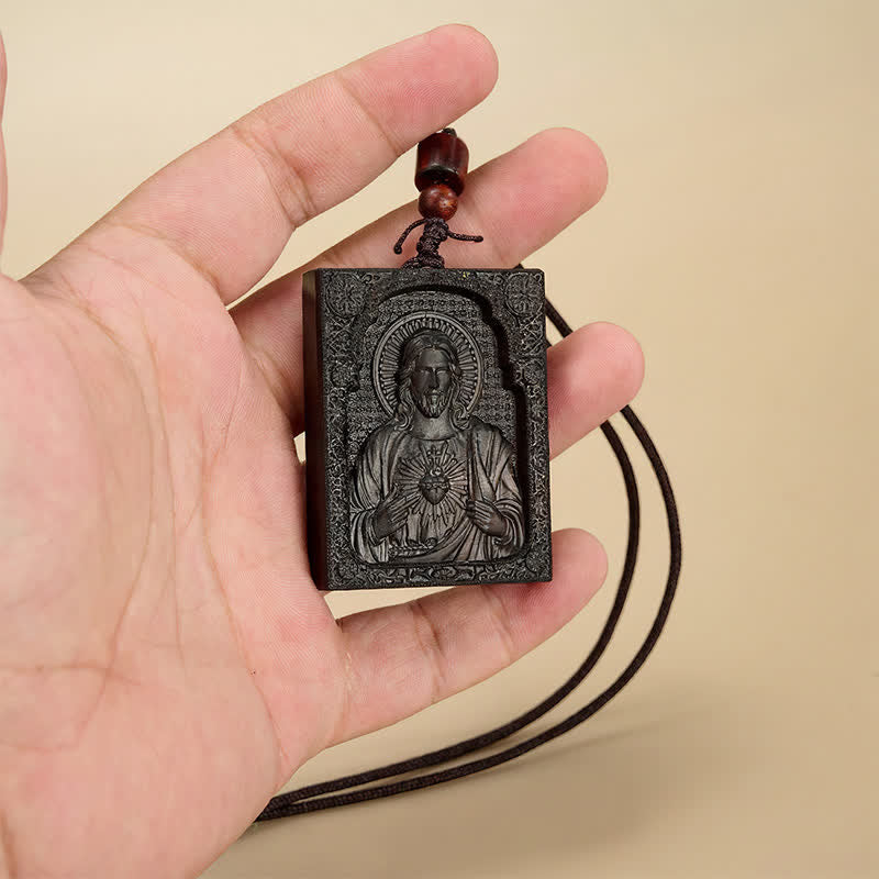 Christianartworkshop Gerahmter Relief-Anhänger aus Holz mit Jesusmotiv: Gefäß zeitloser, heiliger Gnade - Afrikanisches Ebenholz - image 3