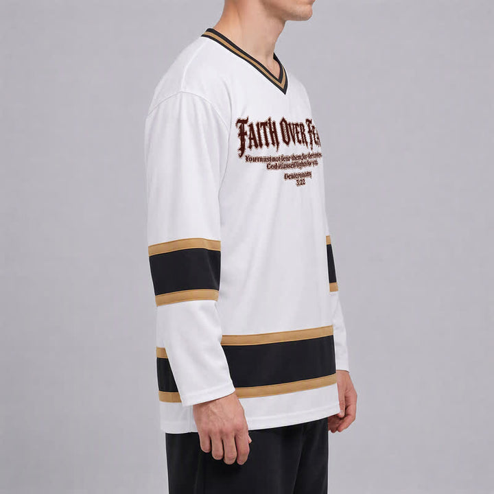 Christianartworkshop „Glaube statt Angst“ – Langarm-Hockeytrikot mit Goldverzierungen - image 6