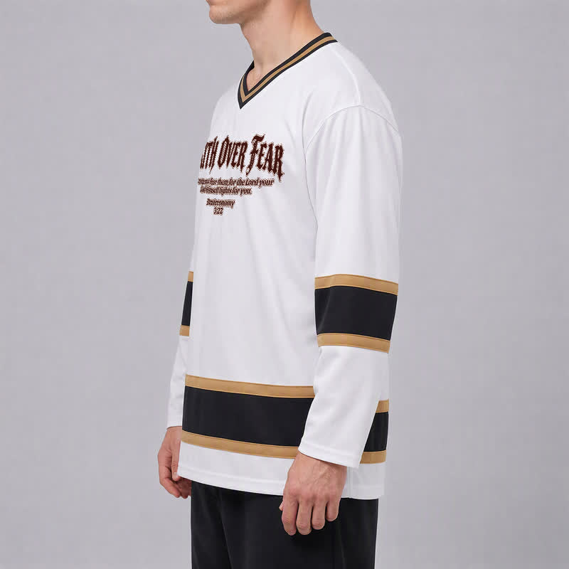 Christianartworkshop „Glaube statt Angst“ – Langarm-Hockeytrikot mit Goldverzierungen - image 5