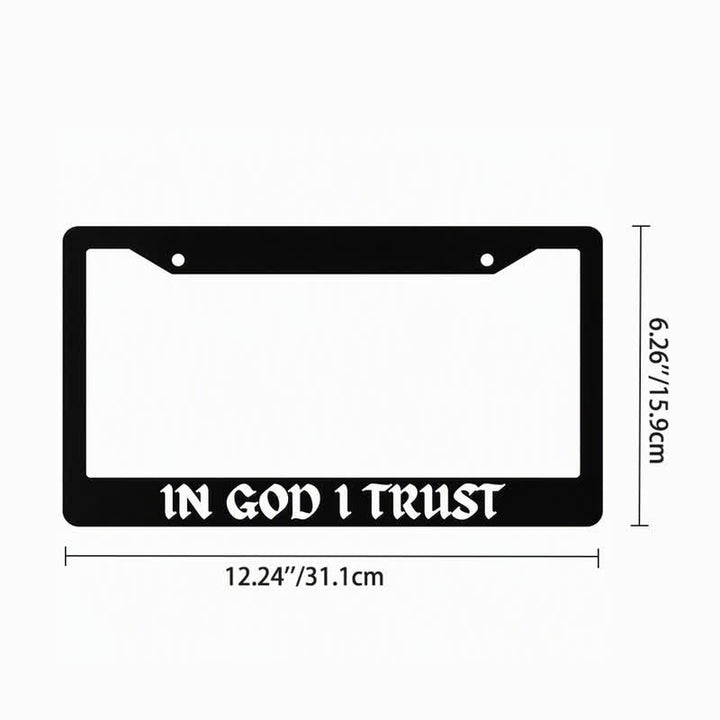 Christianartworkshop Aussagekräftiger Autorahmen mit der Aufschrift „In God I Trust“: Symbol stiller himmlischer Begleitung - image 7