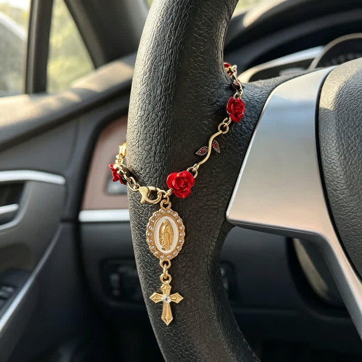 Christianartworkshop Zarter Rosen-Link-Autoanhänger mit Marienkreuz: Überbringer sanfter göttlicher Fürsorge auf dem Weg - Unsere Liebe Frau und das Kreuz C - image 3
