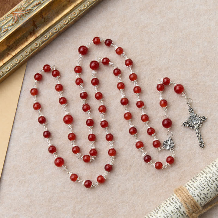 Christianartworkshop Rosenkranz aus glänzend roten Glasperlen mit Jerusalemkreuz: Symbol der edlen himmlischen Erlösung - image 3