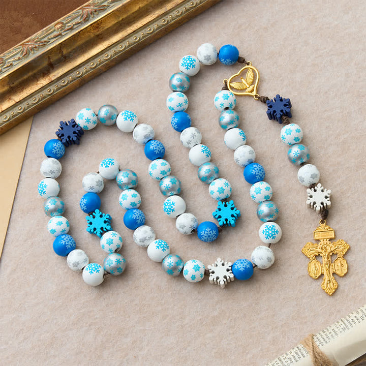Christianartworkshop Rosenkranz aus Holzperlen in Schneeflockenform mit Herzmedaille des Heiligen Geistes: Symbol der himmlischen Gelassenheit - image 4
